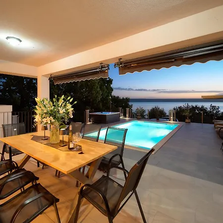 Stunning Seaview Katharina Villa