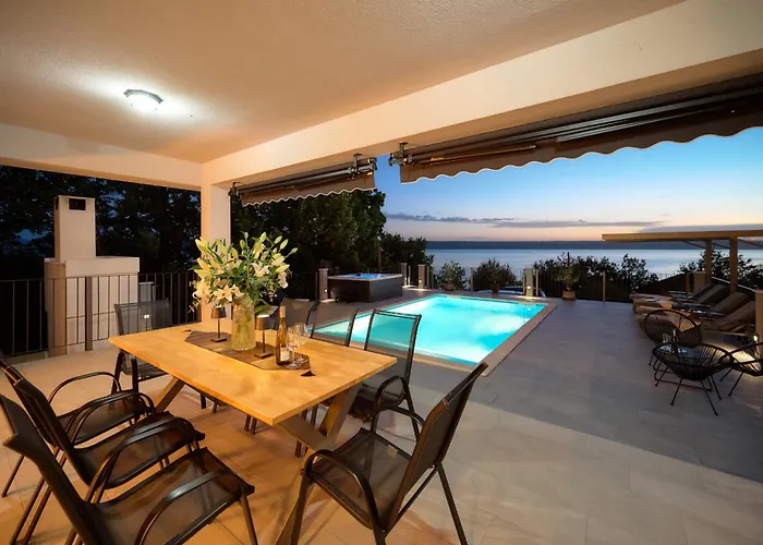 Stunning Seaview Katharina Villa