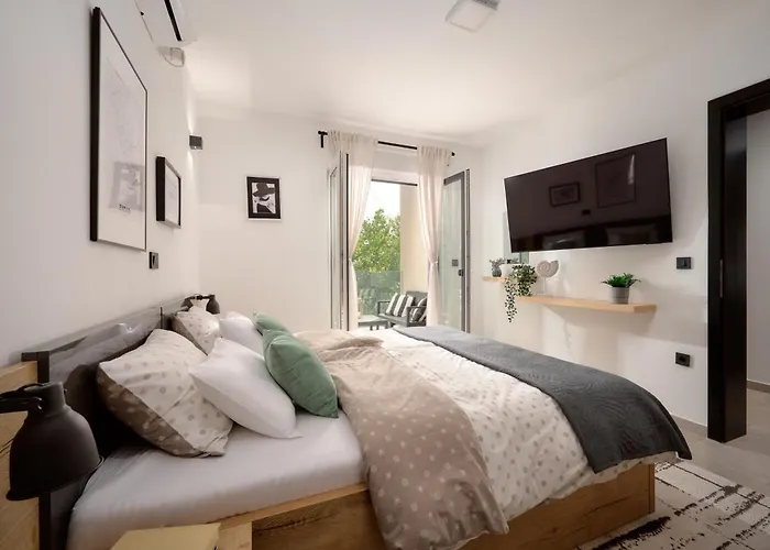 Stunning Seaview Katharina Villa