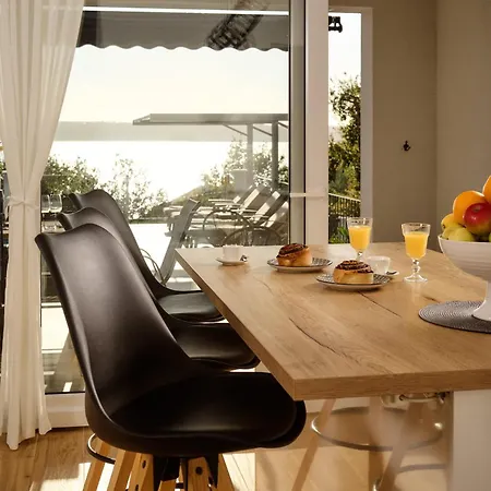 Stunning Seaview Katharina Villa *