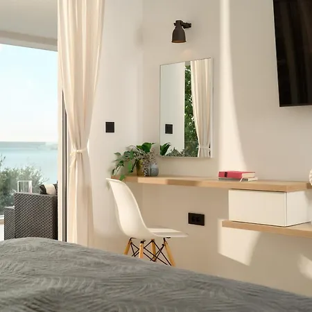 Villa Stunning Seaview Katharina