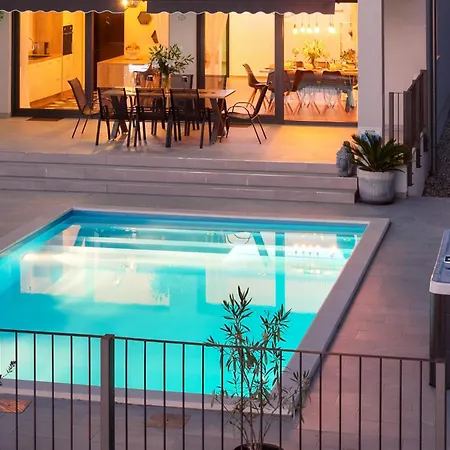 Stunning Seaview Katharina